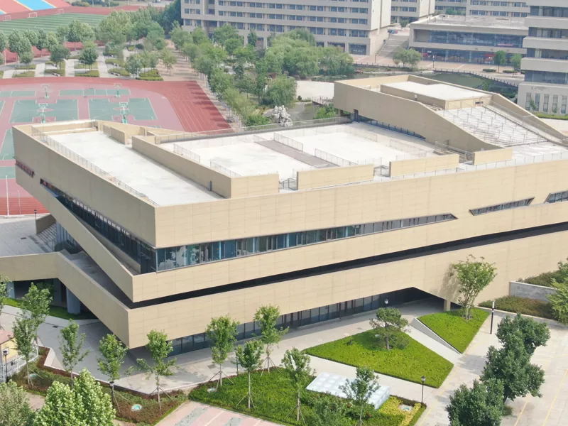 Kedu ihe kpatara ị ga-eji họrọ ụlọ igwe ụlọ akwụkwọ maka ọrụ Campus gị ọzọ?